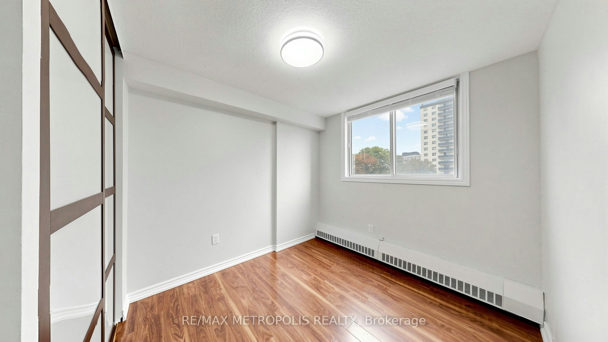 310-1100 Caven Street, Mississauga, ON, L5G 4N3 - 32