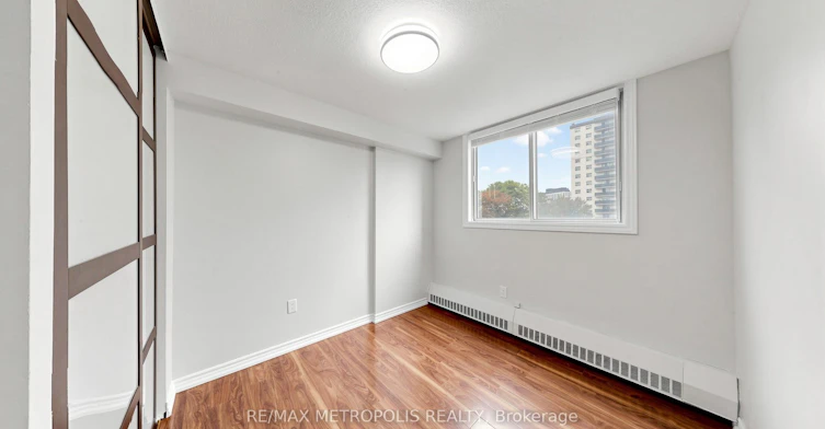 310-1100 Caven Street, Mississauga, ON, L5G 4N3 - 32