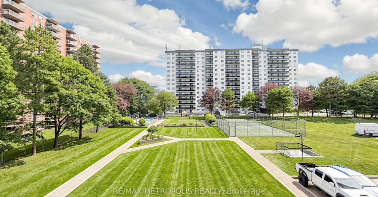 310-1100 Caven Street, Mississauga, ON, L5G 4N3 - 45