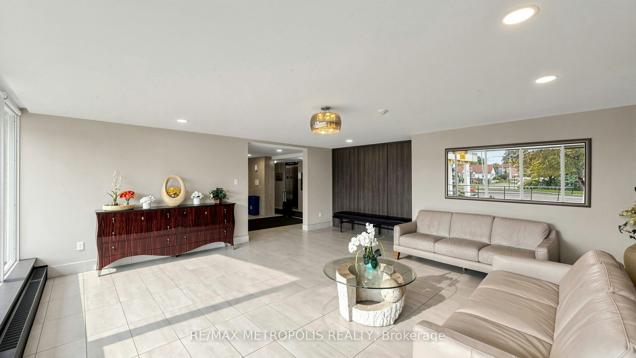310-1100 Caven Street, Mississauga, ON, L5G 4N3 - 10