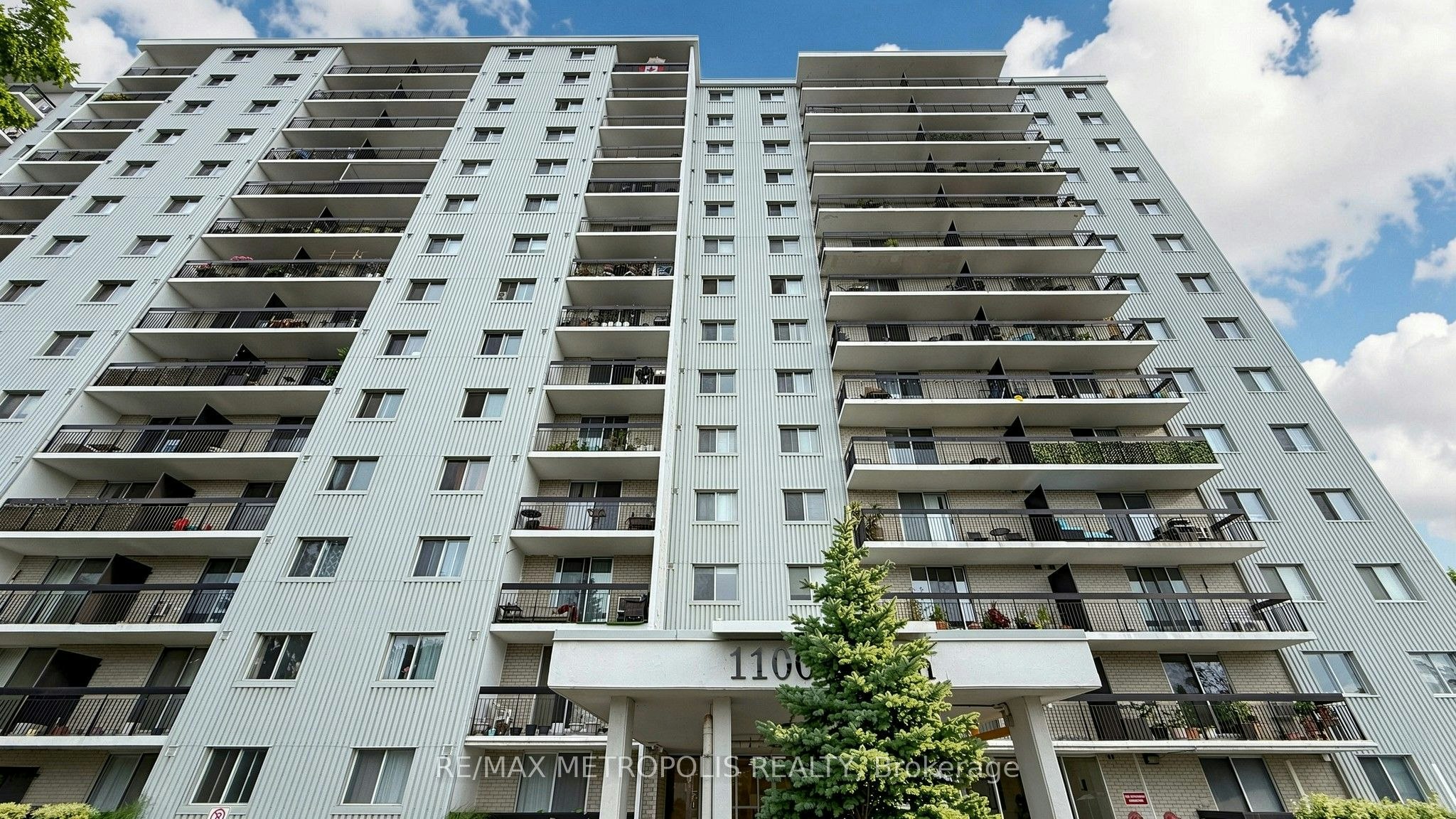310-1100 Caven Street, Mississauga, ON, L5G 4N3 - 3