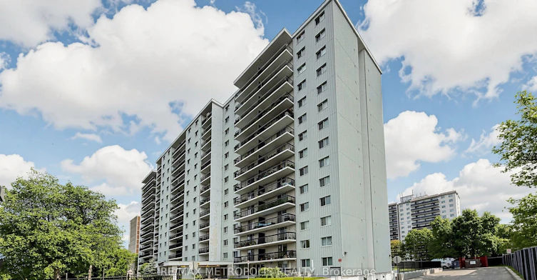 310-1100 Caven Street, Mississauga, ON, L5G 4N3