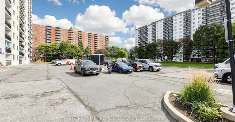 310-1100 Caven Street, Mississauga, ON, L5G 4N3 - 4