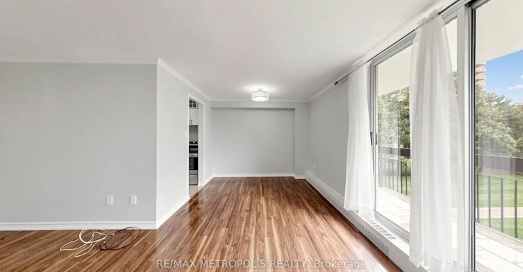 310-1100 Caven Street, Mississauga, ON, L5G 4N3 - 20