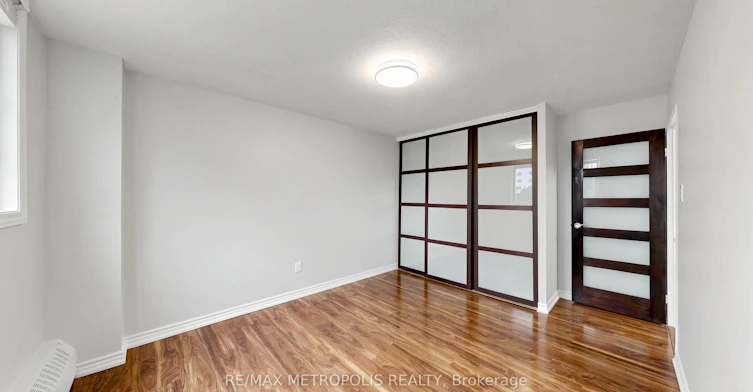 310-1100 Caven Street, Mississauga, ON, L5G 4N3 - 30