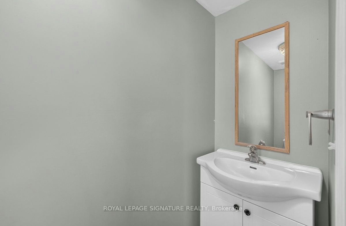 19 Mossgrove Crescent, Brampton, ON, L7A 3E6 - 13