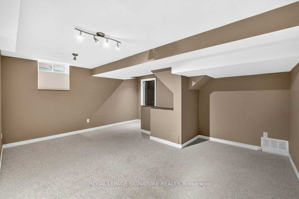 19 Mossgrove Crescent, Brampton, ON, L7A 3E6 - 27