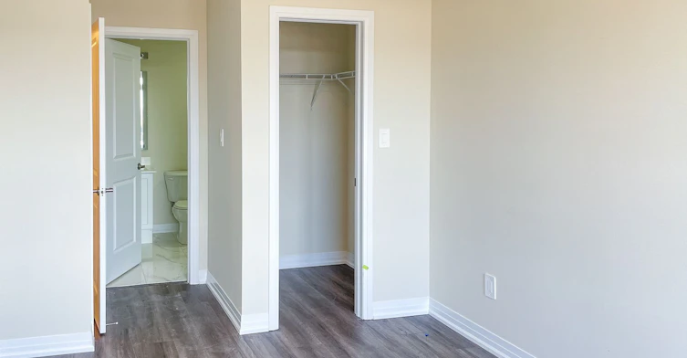 107-1565 Rose Way, Milton, ON, L9T 7E7 - 12