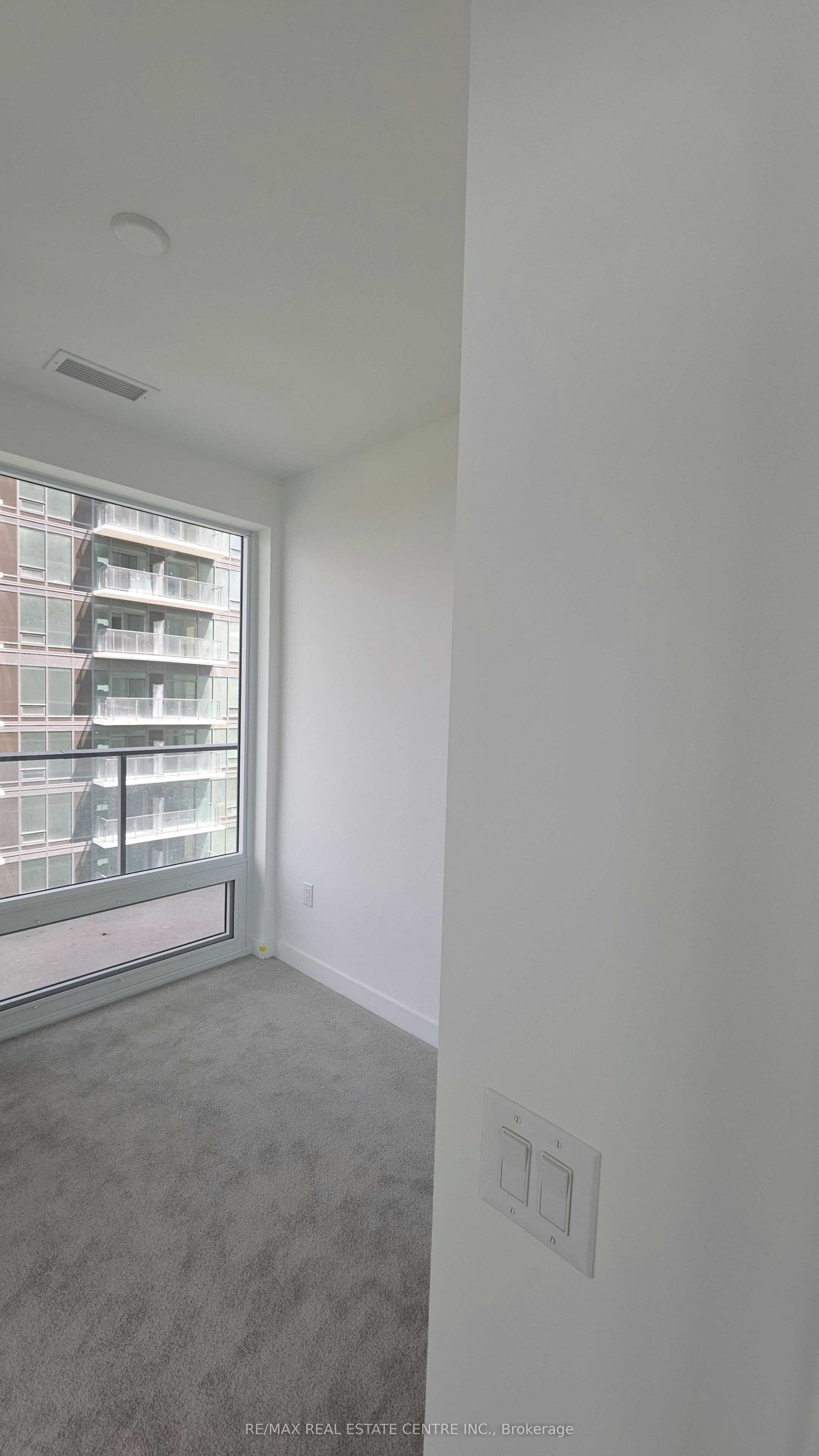 1804-4010 Eglinton Avenue W, Toronto, ON, M9A 0G5 - 11