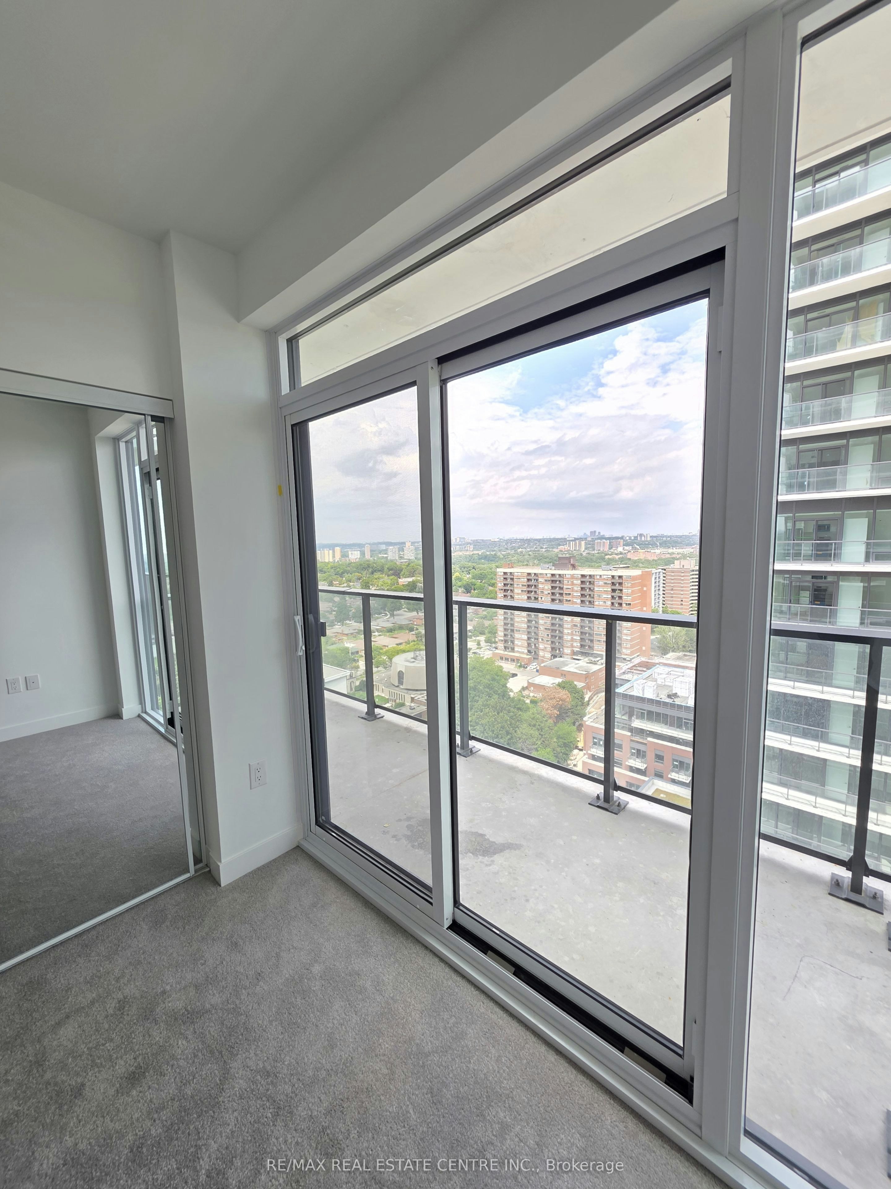 1804-4010 Eglinton Avenue W, Toronto, ON, M9A 0G5 - 6