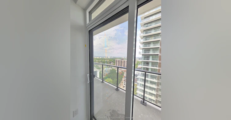 1804-4010 Eglinton Avenue W, Toronto, ON, M9A 0G5 - 8