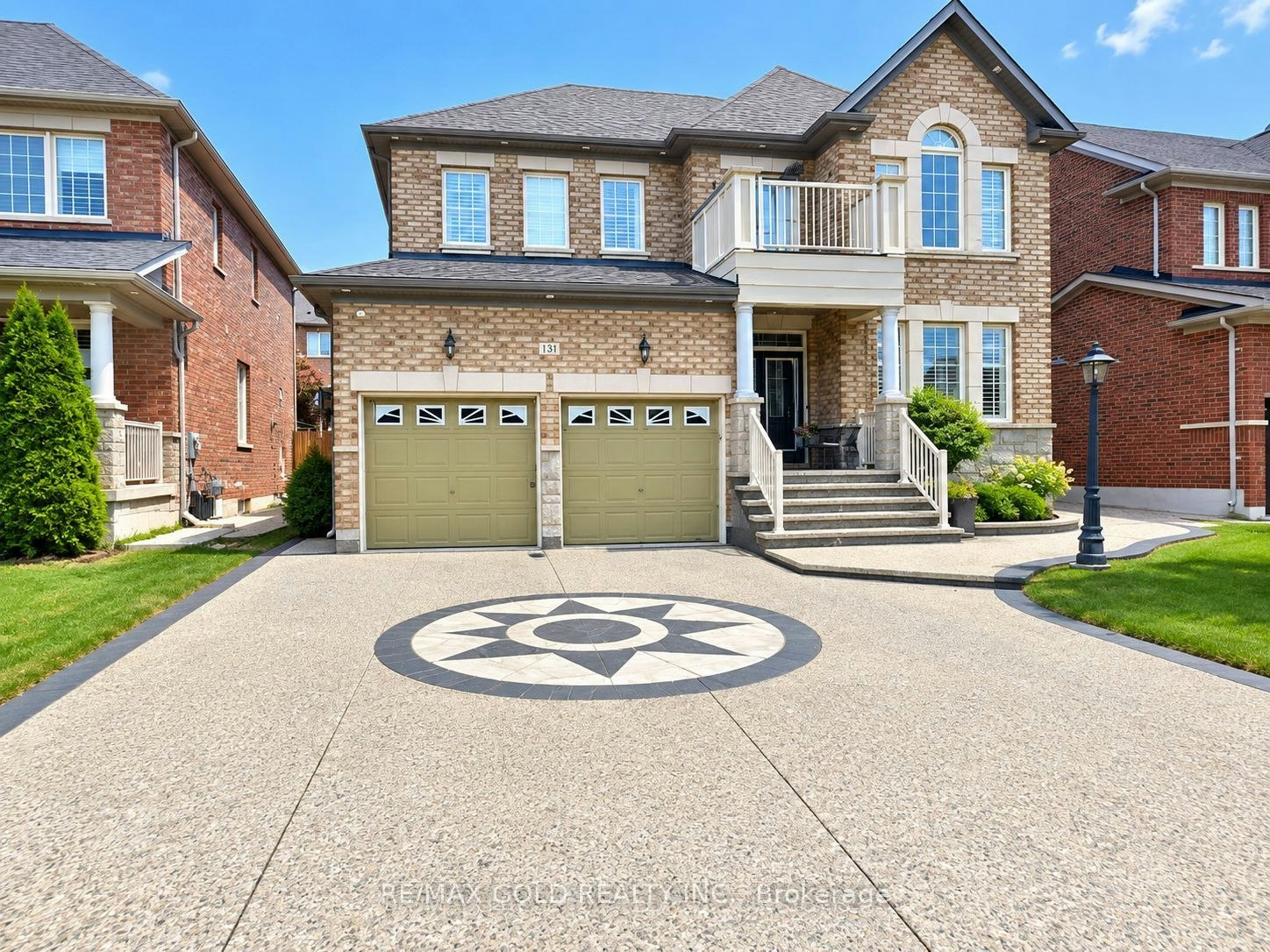 10 Twin Falls Road, Brampton, ON, L6Y 0V4