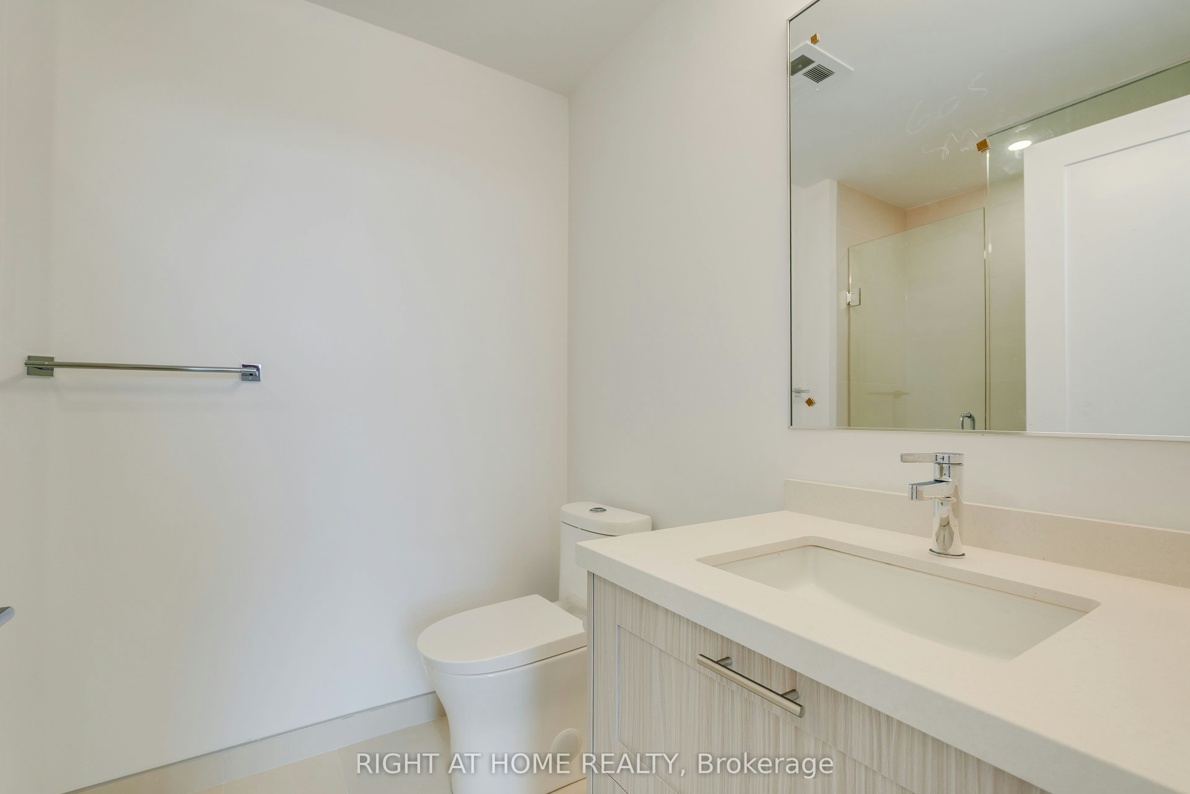 605-2946 Dundas Street W, Toronto, ON, M6P 1Y8 - 15