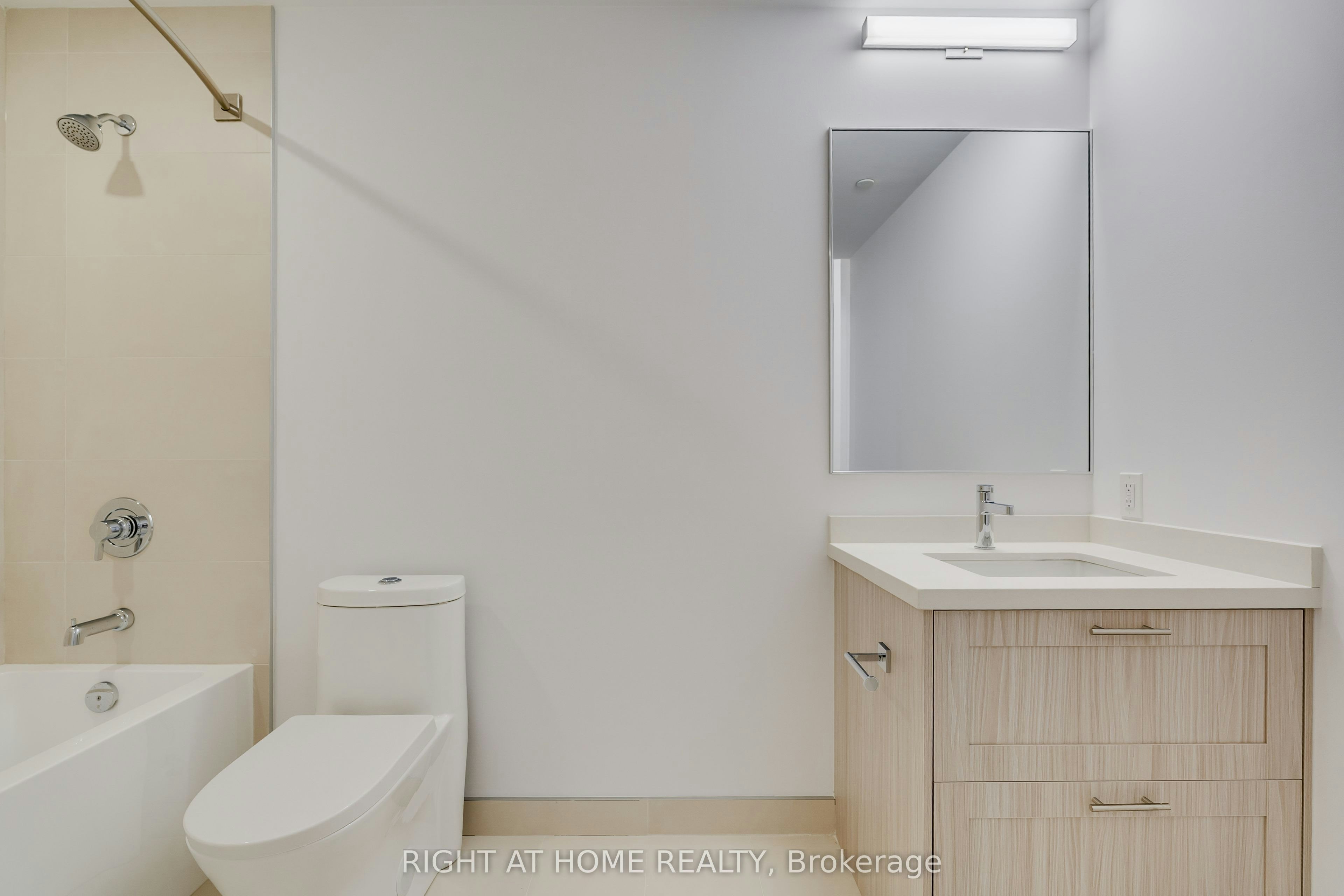 605-2946 Dundas Street W, Toronto, ON, M6P 1Y8 - 17