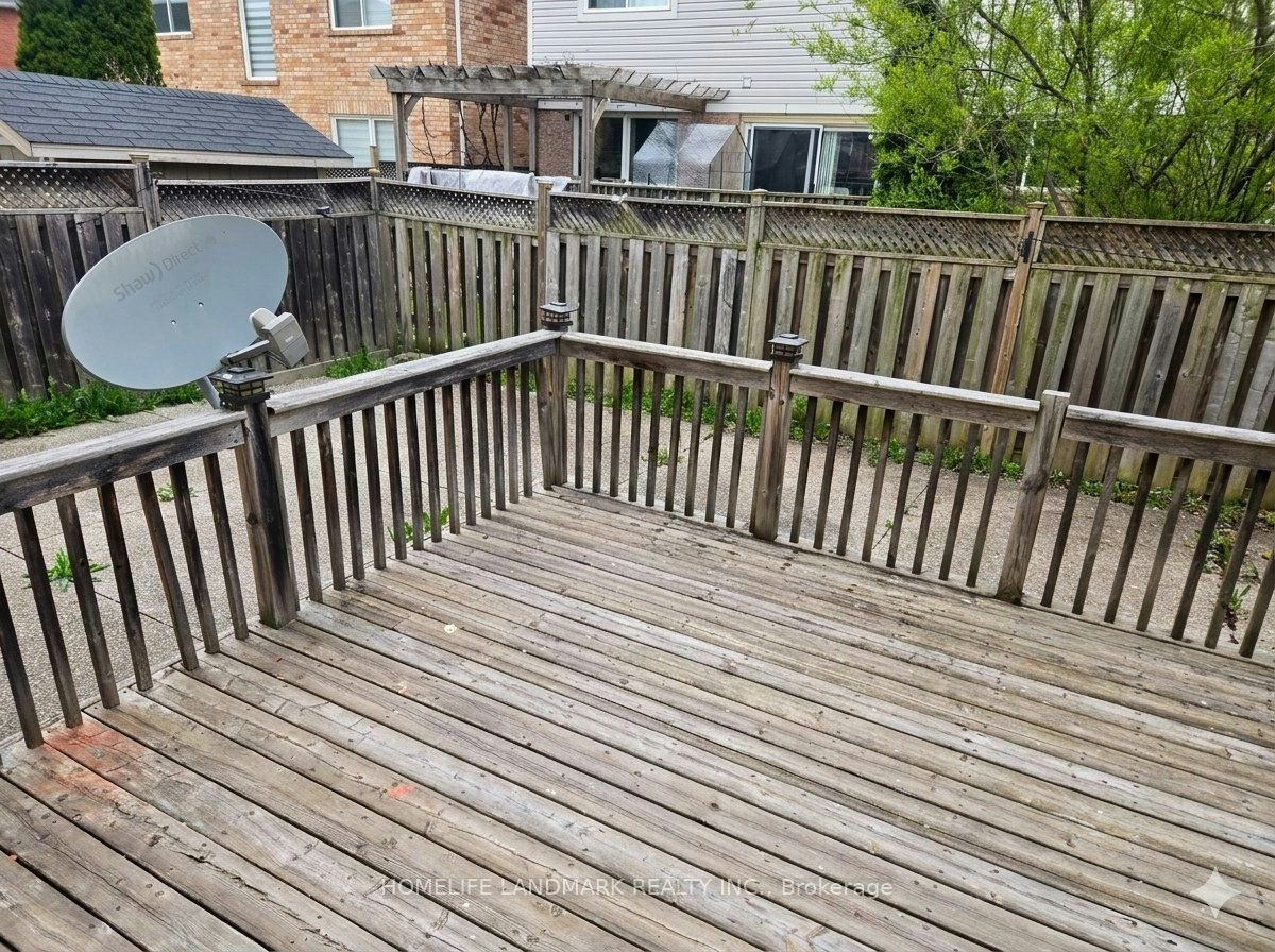 19 Wetmeadow Drive, Brampton, ON, L7A 2T6 - 6