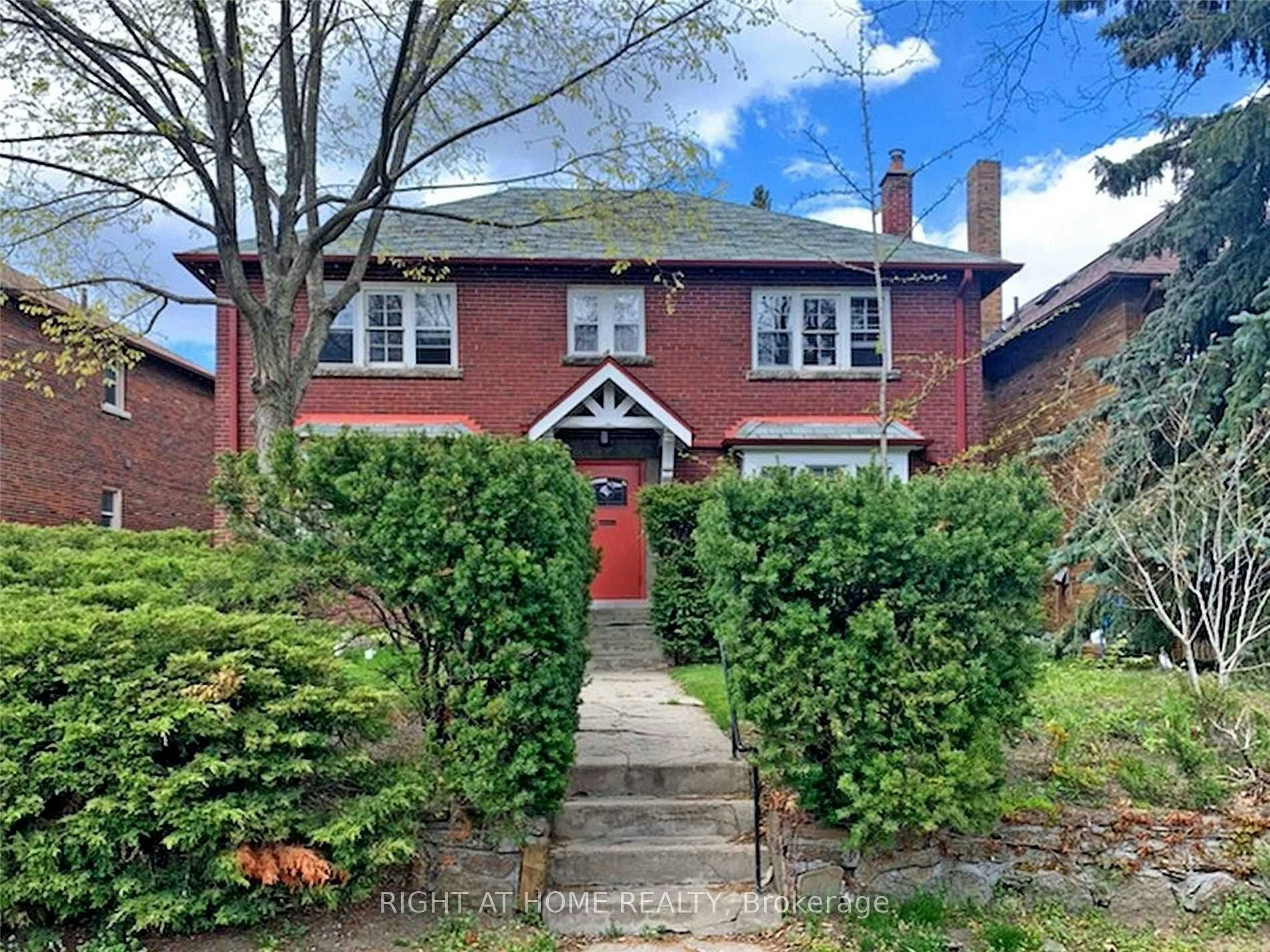 11 Rivercrest Road, Toronto, ON, M6S 4H4