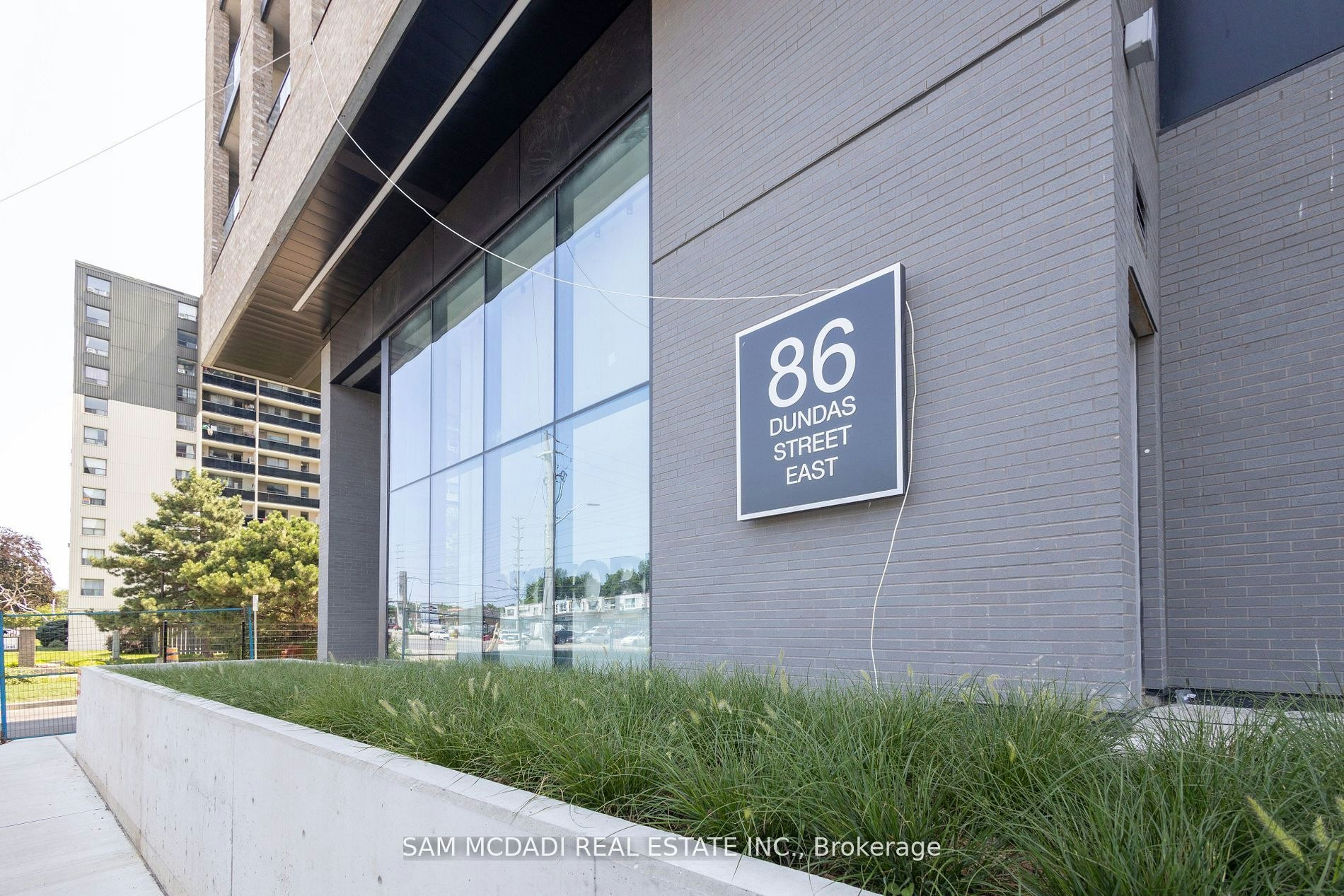 1517-86 Dundas Street E, Mississauga, ON, L5A 0B1 - 2