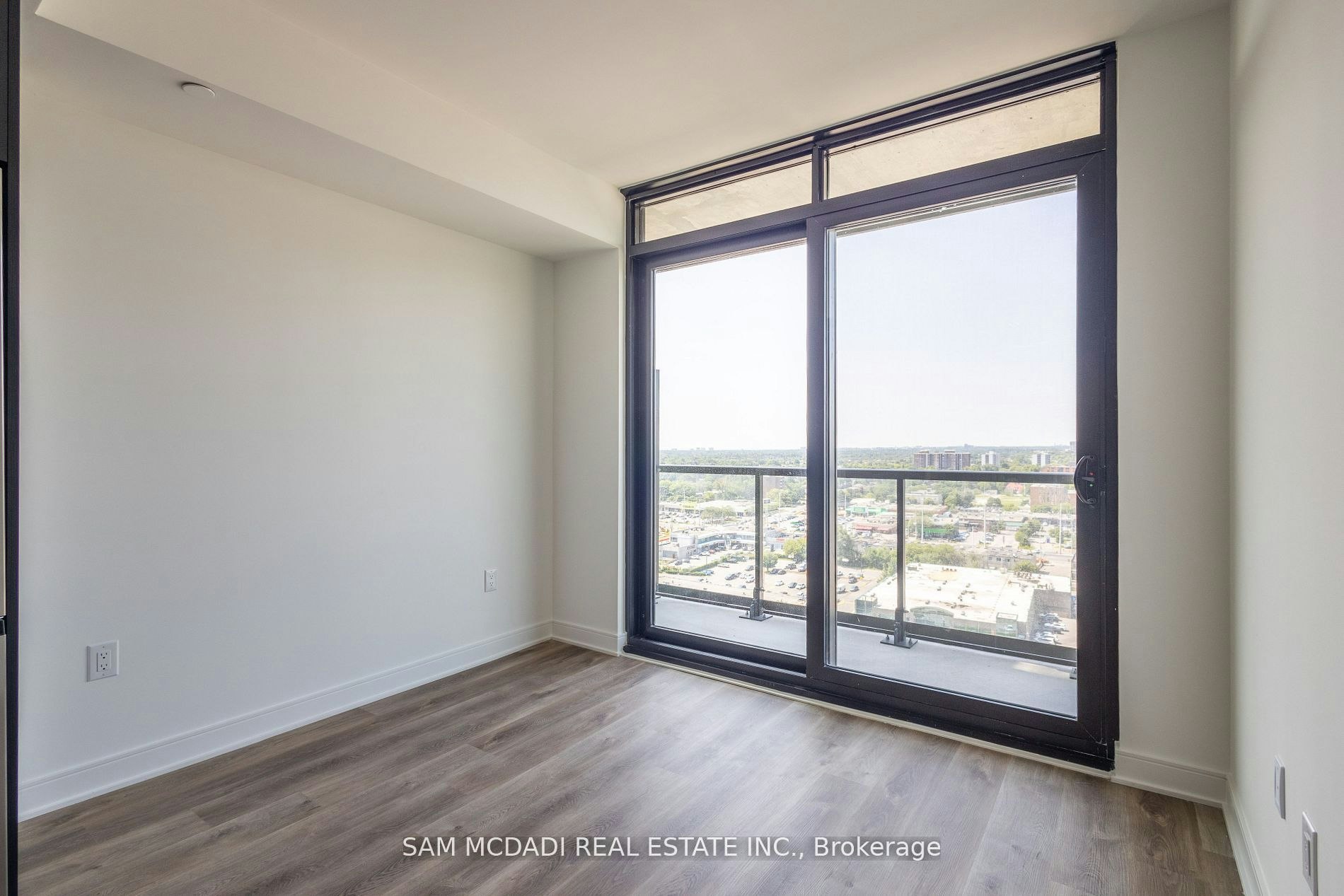 1517-86 Dundas Street E, Mississauga, ON, L5A 0B1 - 8