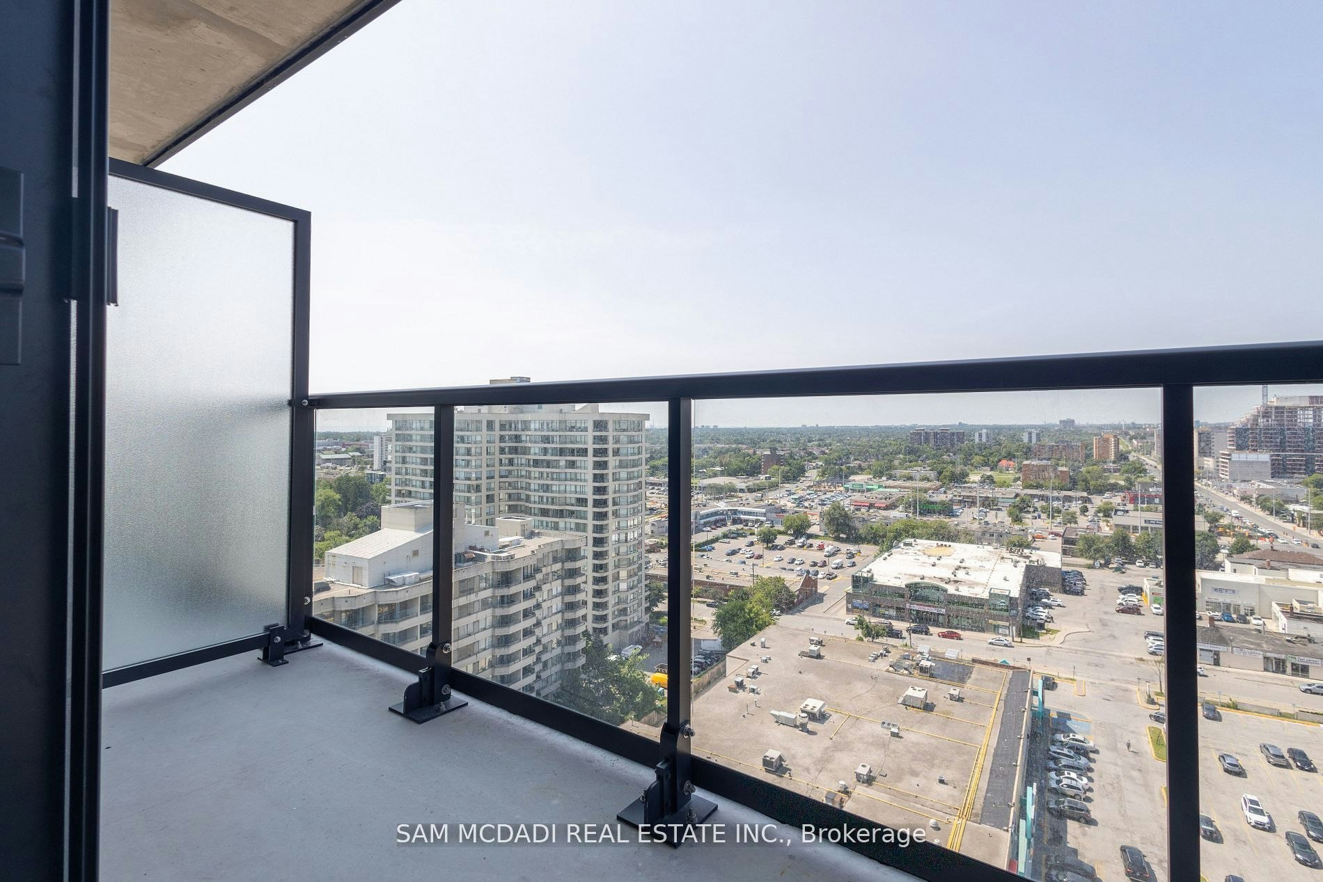 1517-86 Dundas Street E, Mississauga, ON, L5A 0B1 - 4