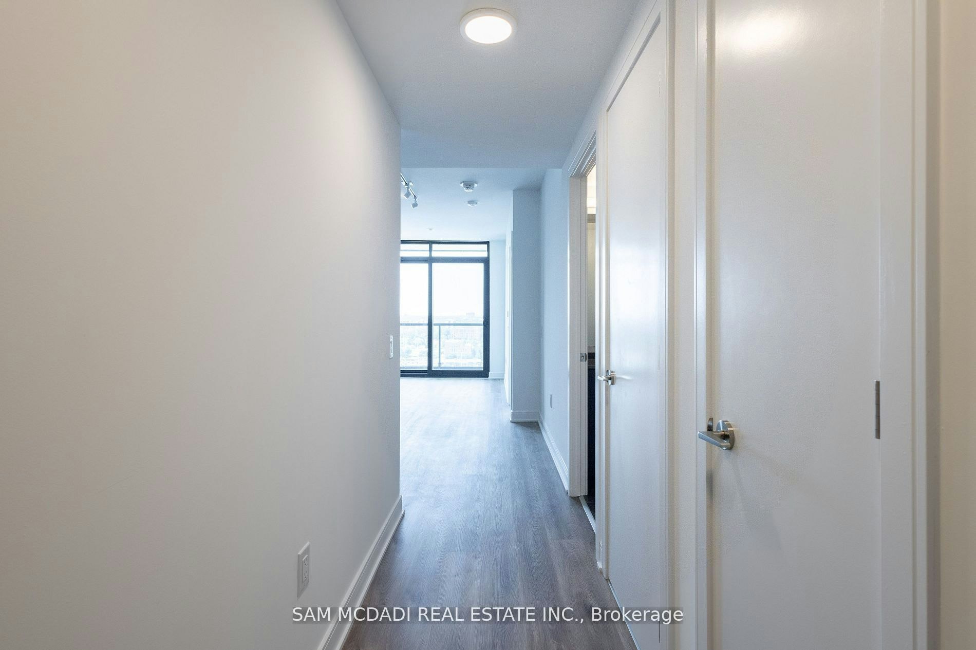 1517-86 Dundas Street E, Mississauga, ON, L5A 0B1 - 17