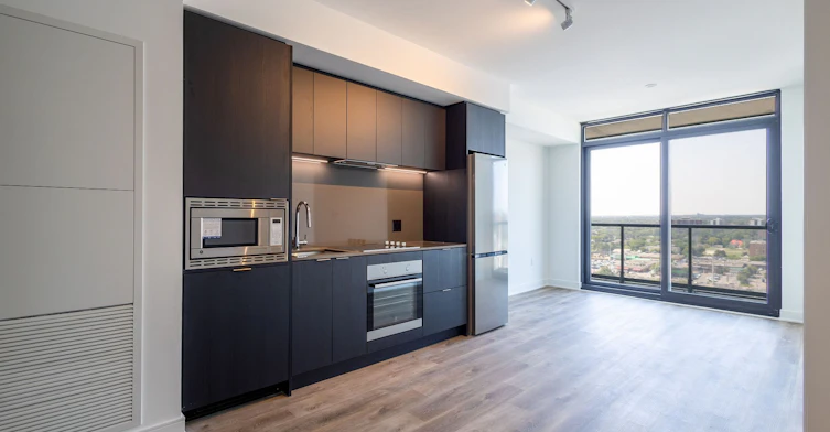 1517-86 Dundas Street E, Mississauga, ON, L5A 0B1 - 6