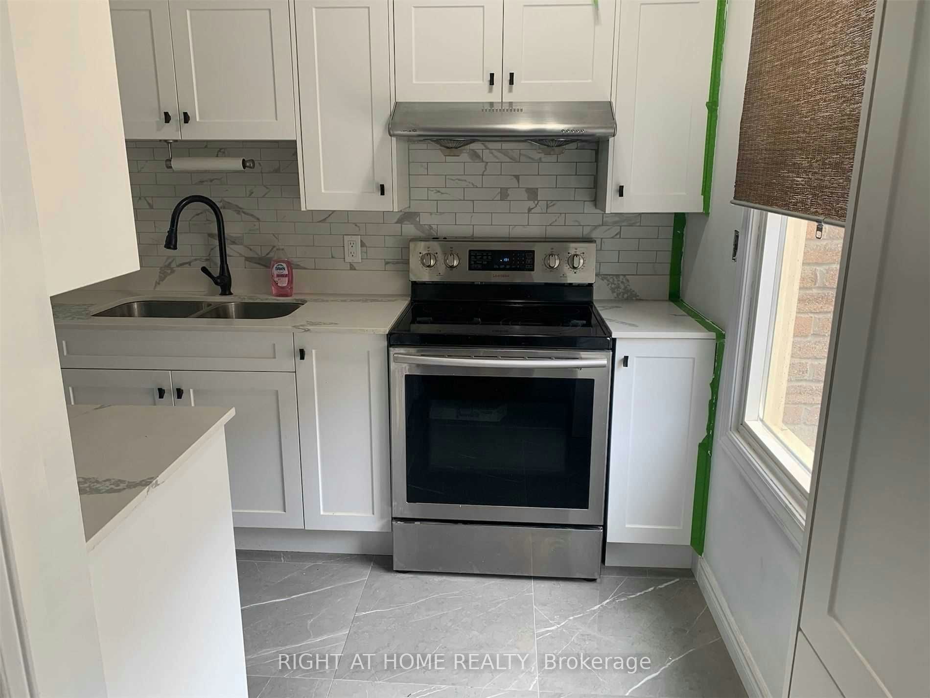 30-16 Rexdale Boulevard, Toronto, ON, M9W 5Z3 - 4