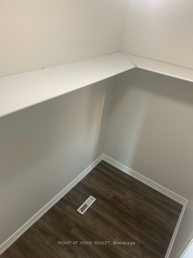 30-16 Rexdale Boulevard, Toronto, ON, M9W 5Z3 - 11