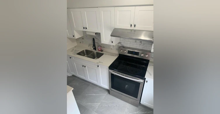 30-16 Rexdale Boulevard, Toronto, ON, M9W 5Z3 - 2