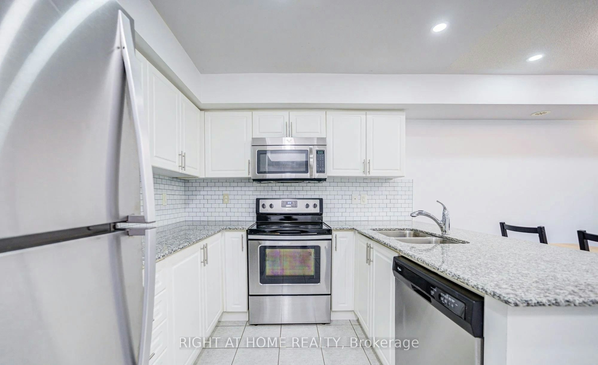 #17-2484 Post Road, Oakville, ON, L6H 0G6 - 6