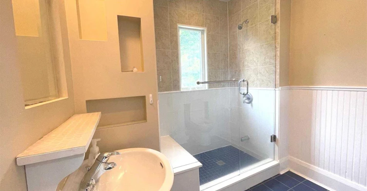52 Seventh Street, Toronto, ON, M8V 3B2 - 8