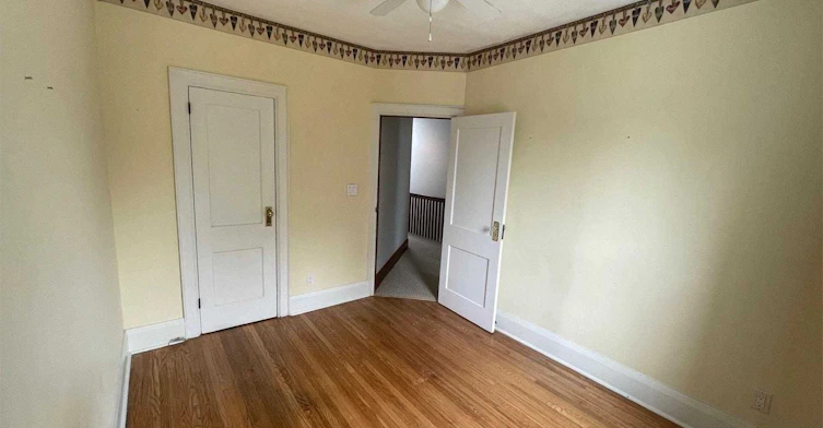 52 Seventh Street, Toronto, ON, M8V 3B2 - 7