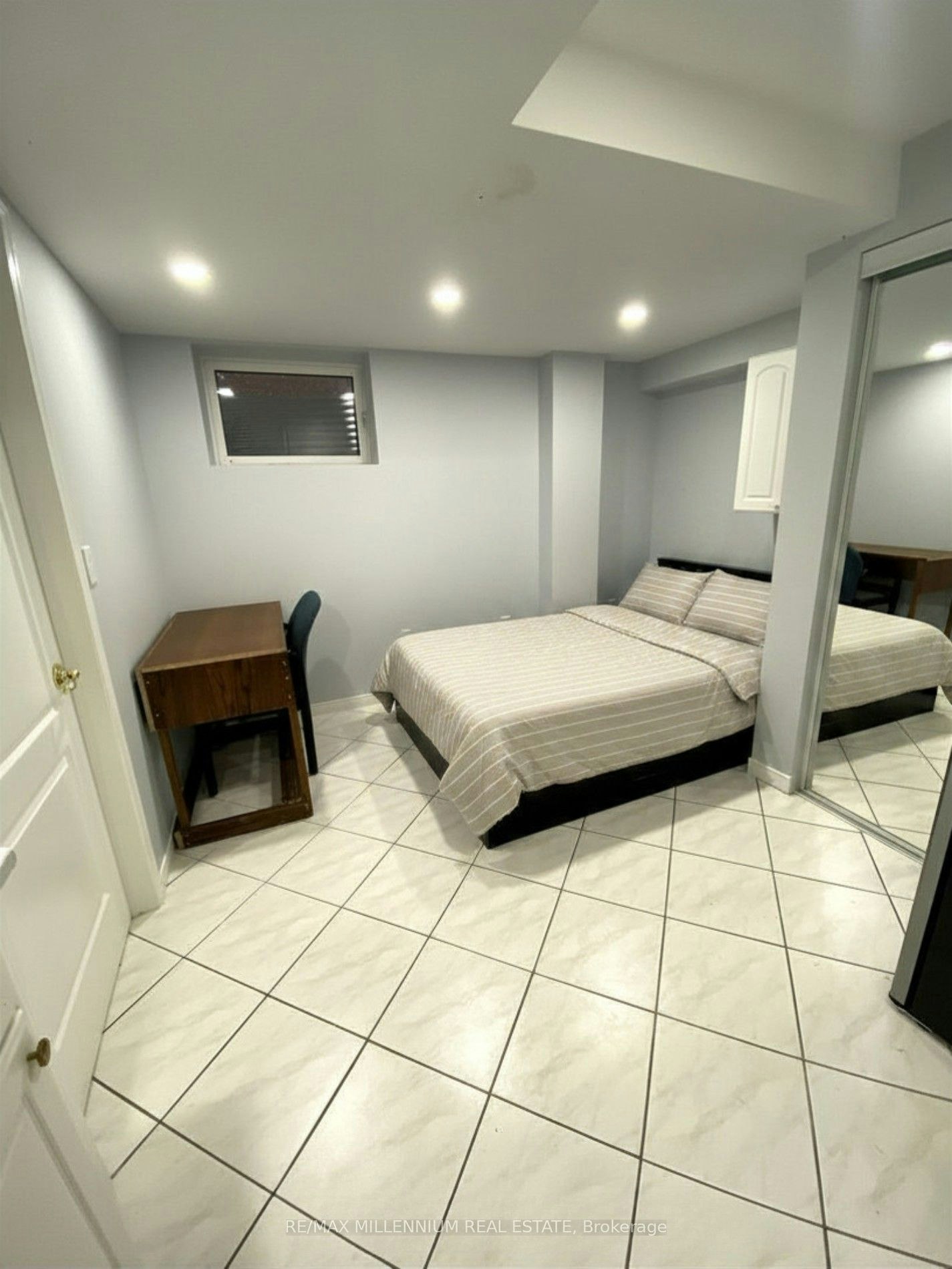 Basement-5110 Timbermill Court, Mississauga, ON, L5V 2B8 - 2