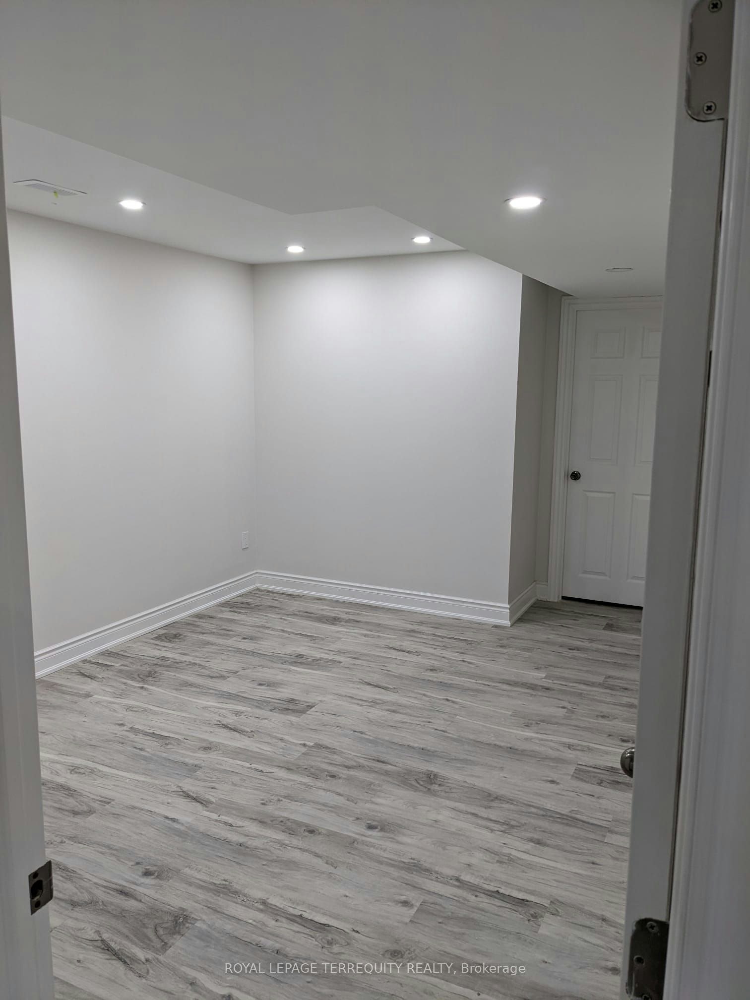 11 Stedford Crescent, Brampton, ON, L7A 4P6 - 2