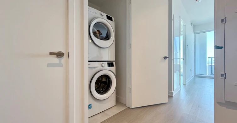 6304-448 Burnhamthorpe Road W, Mississauga, ON, L5B 0R4 - 11