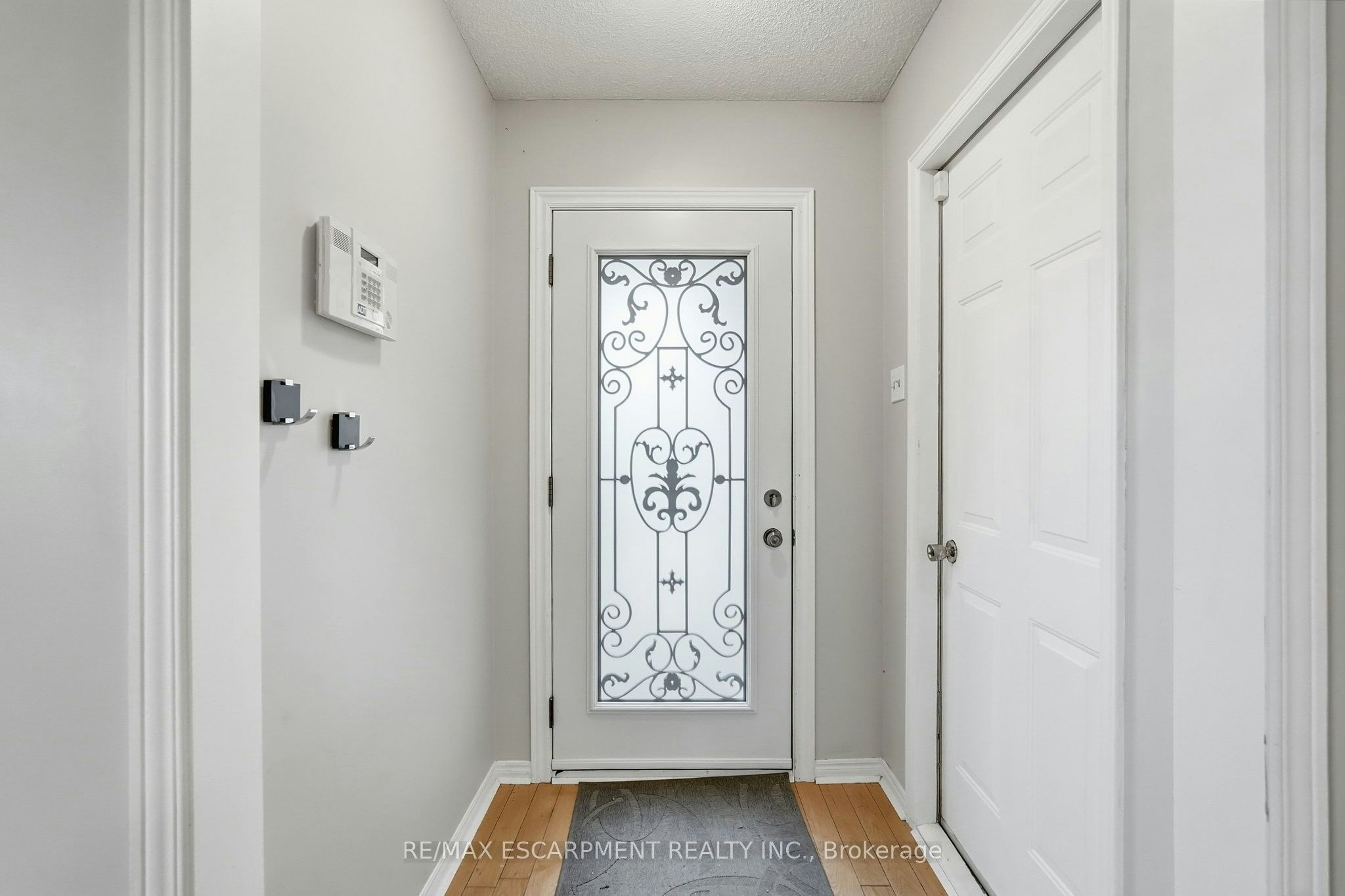 3193 Maderna Road - 3