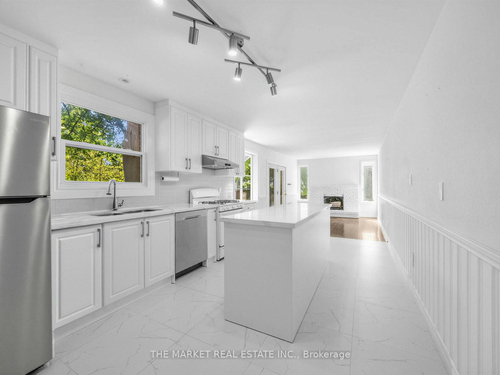 1572 Atrium Court, Mississauga, ON, L5H 2B8 - 10