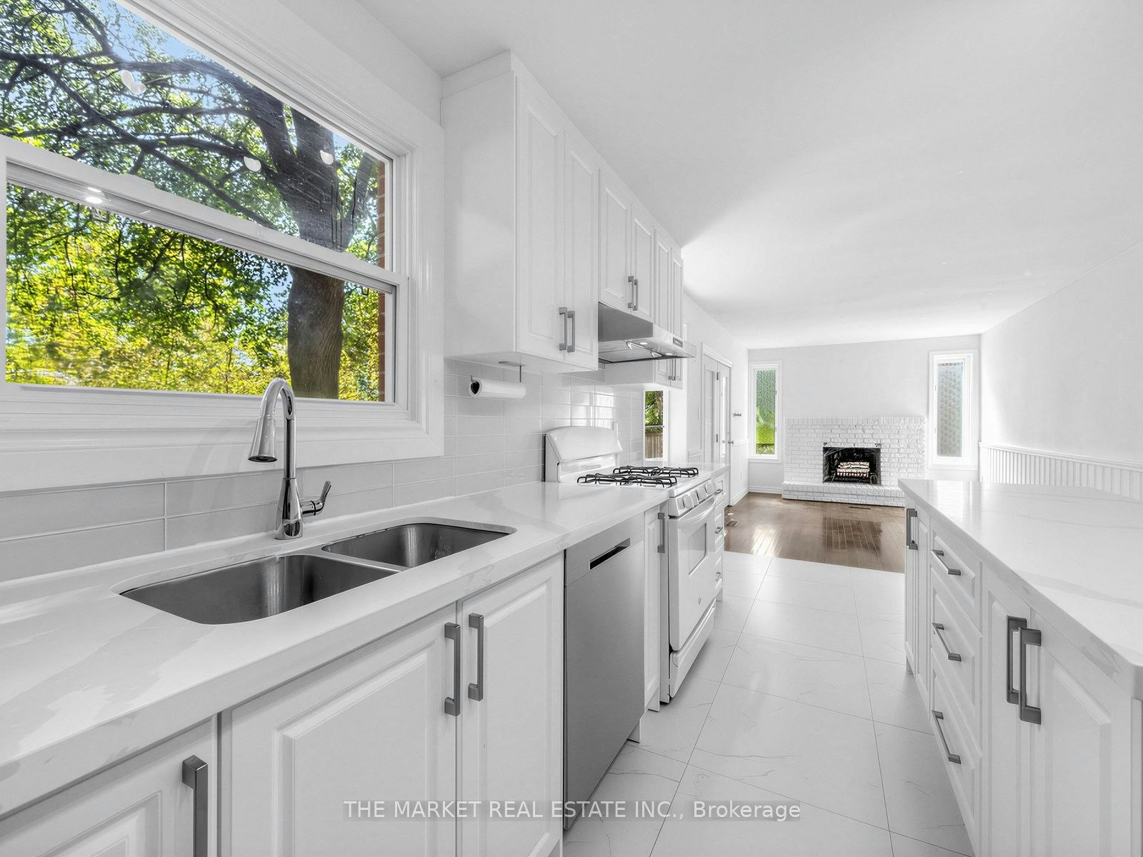 1572 Atrium Court, Mississauga, ON, L5H 2B8 - 13