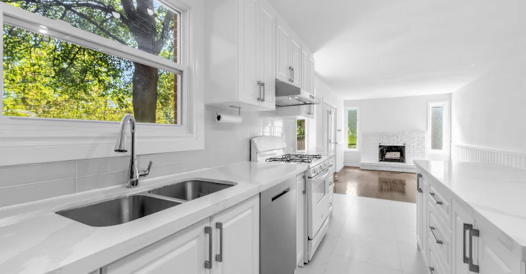 1572 Atrium Court, Mississauga, ON, L5H 2B8 - 13