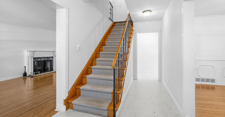 1572 Atrium Court, Mississauga, ON, L5H 2B8 - 6
