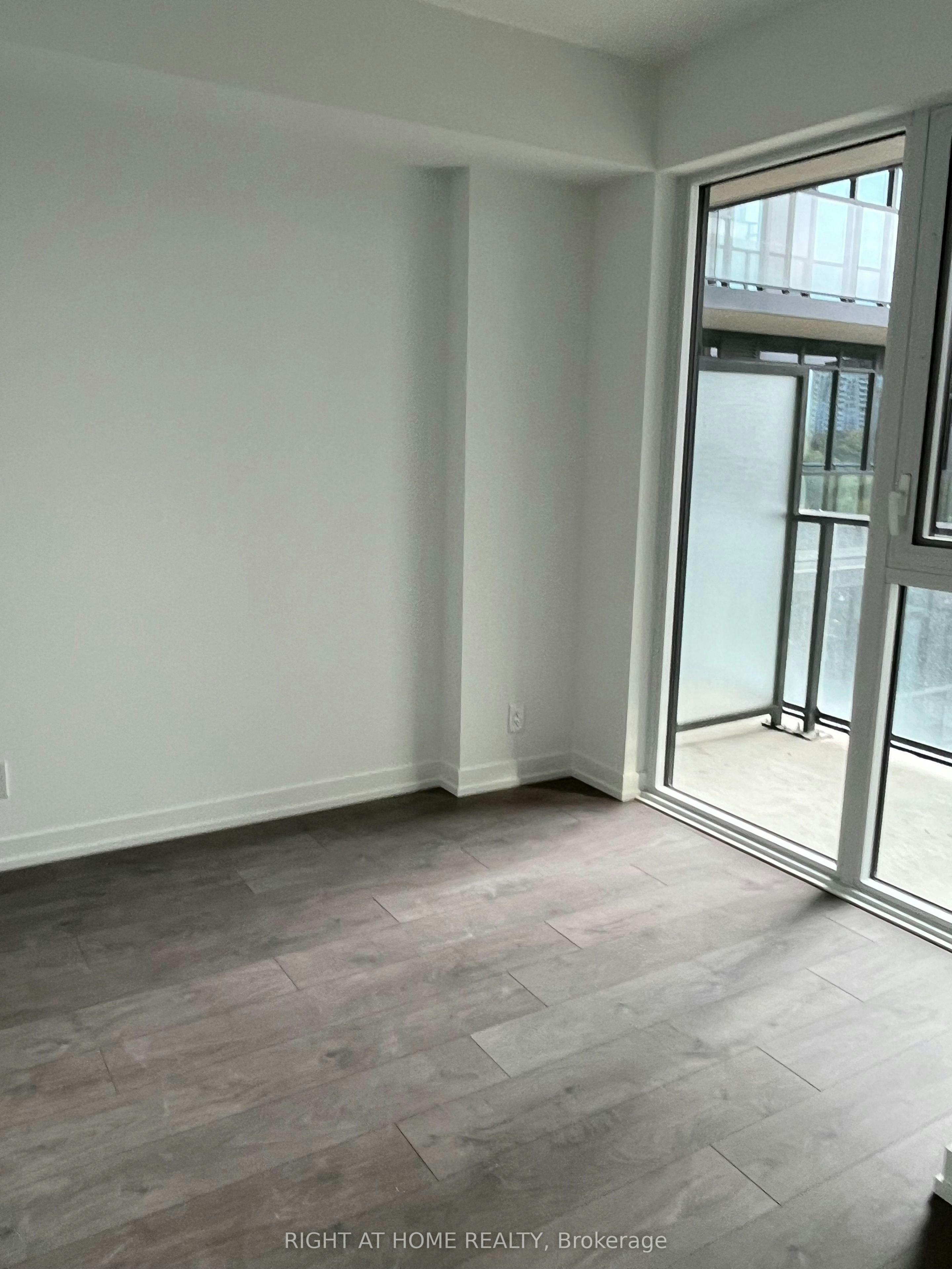 613-270 Dufferin Street, Toronto, ON, M6K 1Z6 - 4