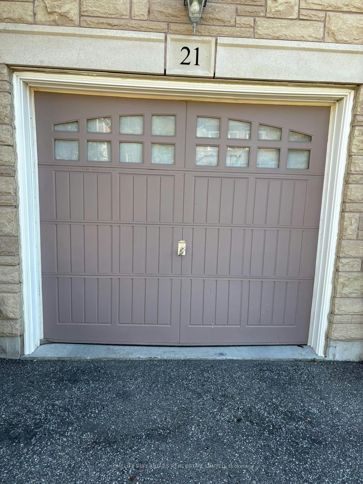 21 Westowanis Drive, Toronto, ON, M9W 6X4 - 3