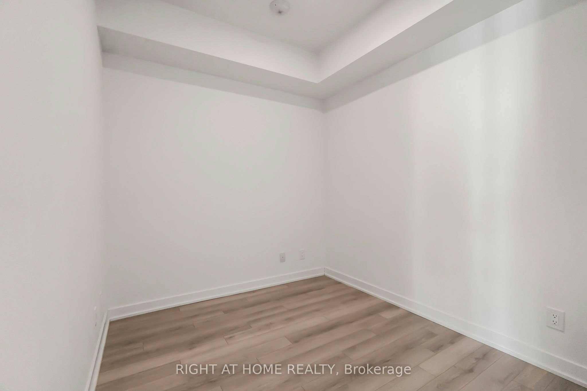 902-3071 Trafalgar Road, Oakville, ON, L6H 8C6 - 20