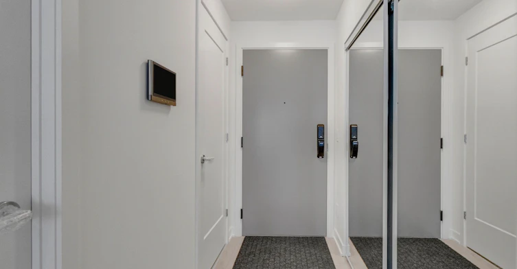 902-3071 Trafalgar Road, Oakville, ON, L6H 8C6 - 10
