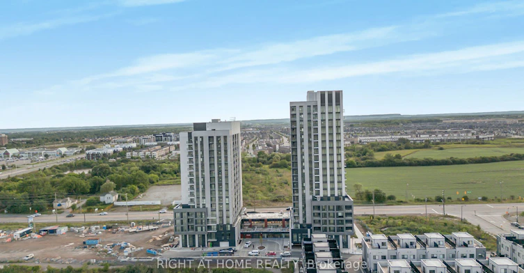 902-3071 Trafalgar Road, Oakville, ON, L6H 8C6 - 2