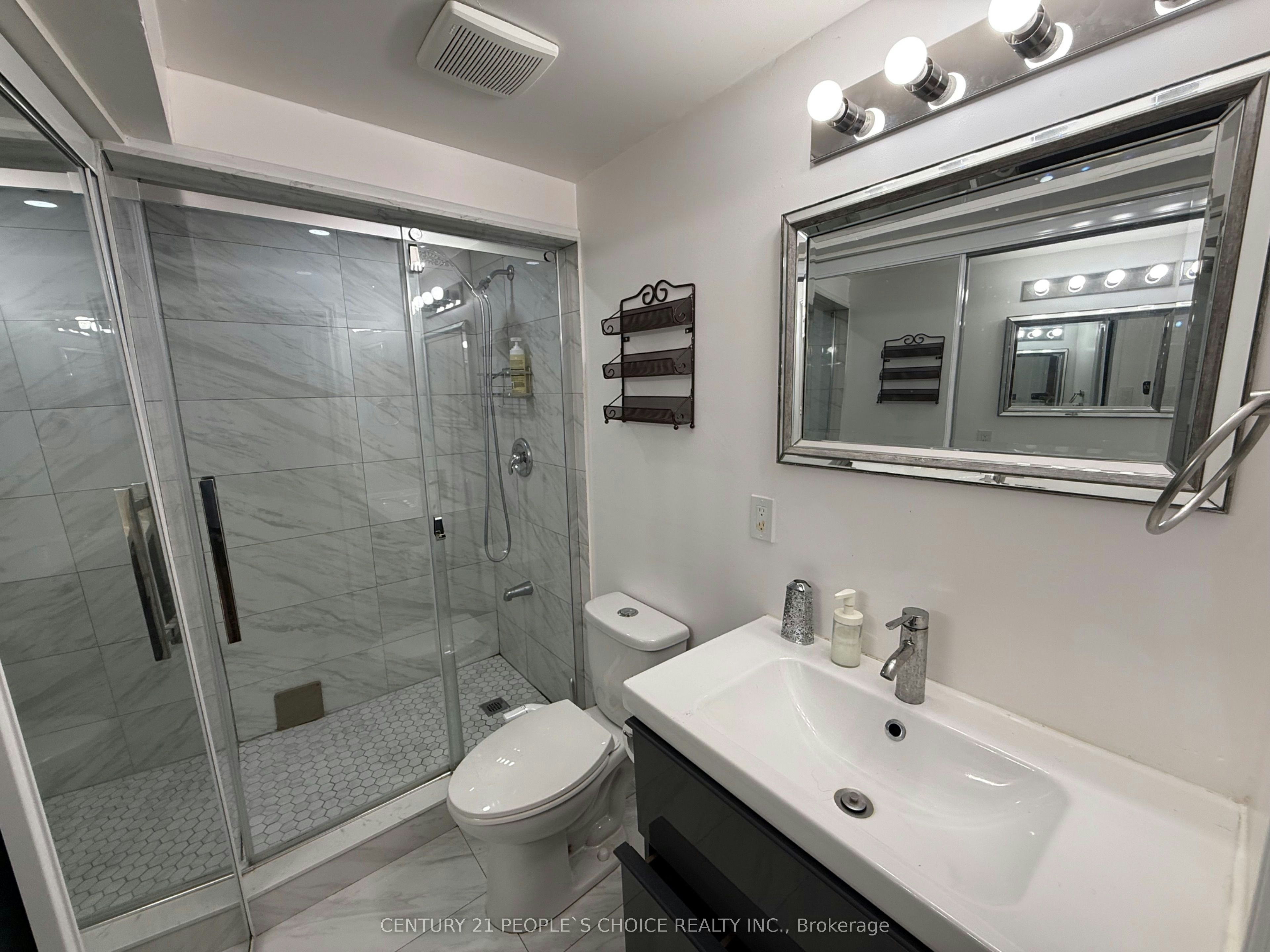 135 Ural Circle, Brampton, ON, L6R 1J6 - 25