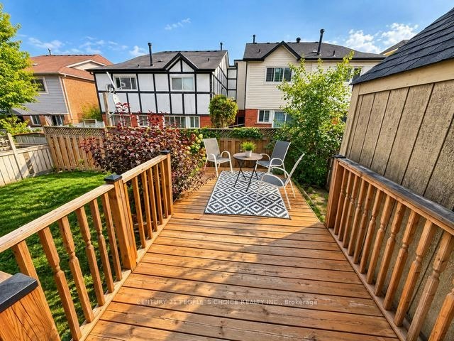 135 Ural Circle, Brampton, ON, L6R 1J6 - 8