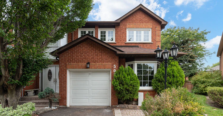 5031 Northern Lights Circle, Mississauga, ON, L5R 2P7