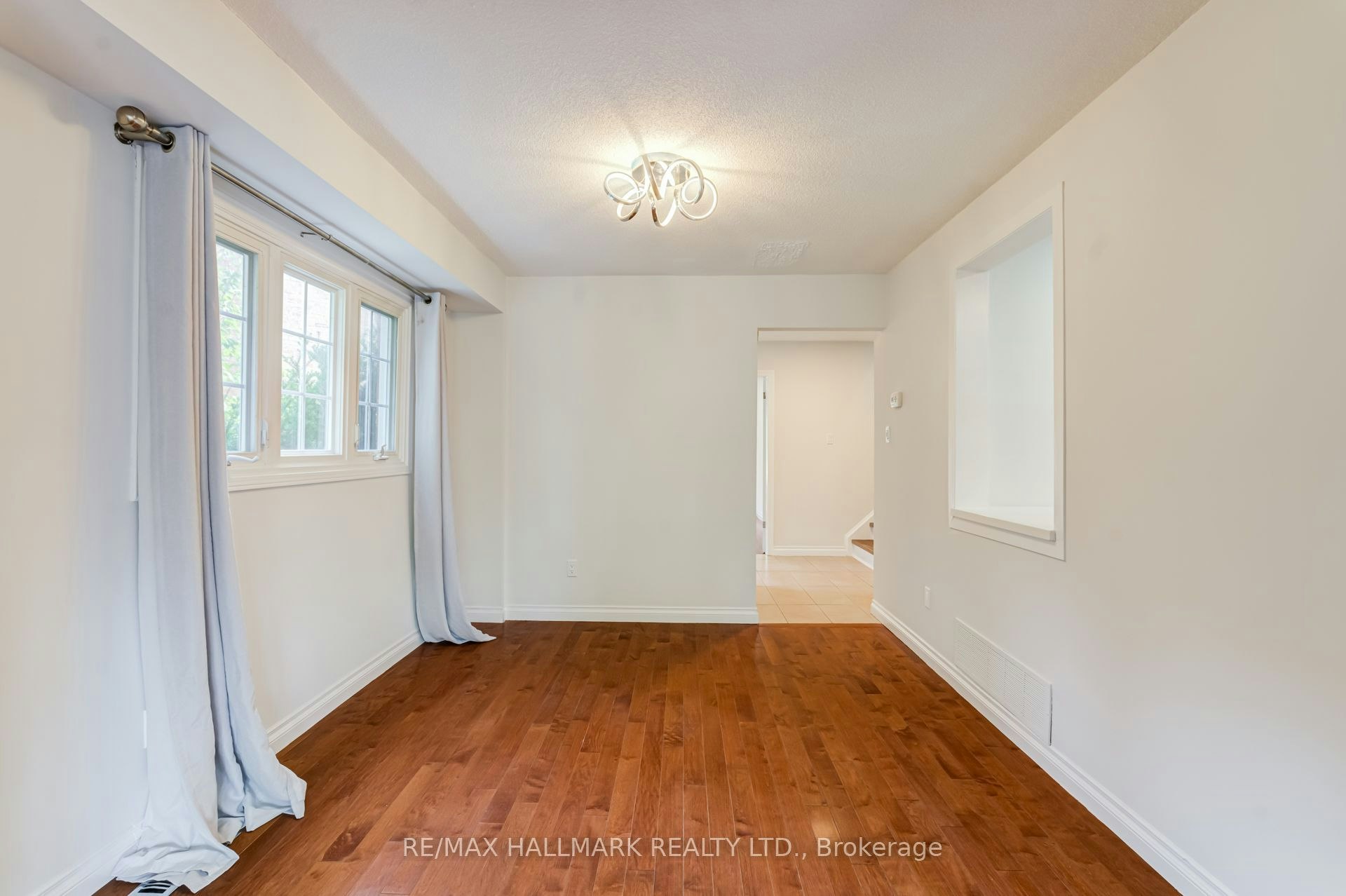 5031 Northern Lights Circle, Mississauga, ON, L5R 2P7 - 11