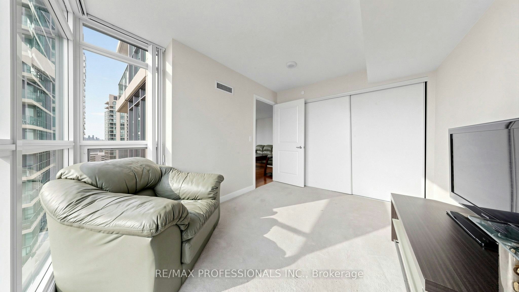 1710-205 Sherway Gardens Road, Toronto, ON, M9C 0A5 - 37