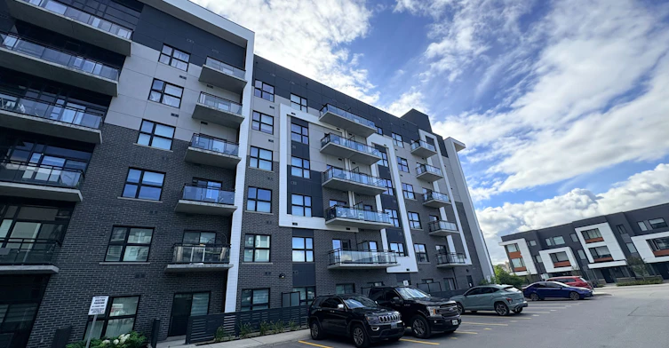 527-102 Grovewood Common, Oakville, ON, L6H 0X2